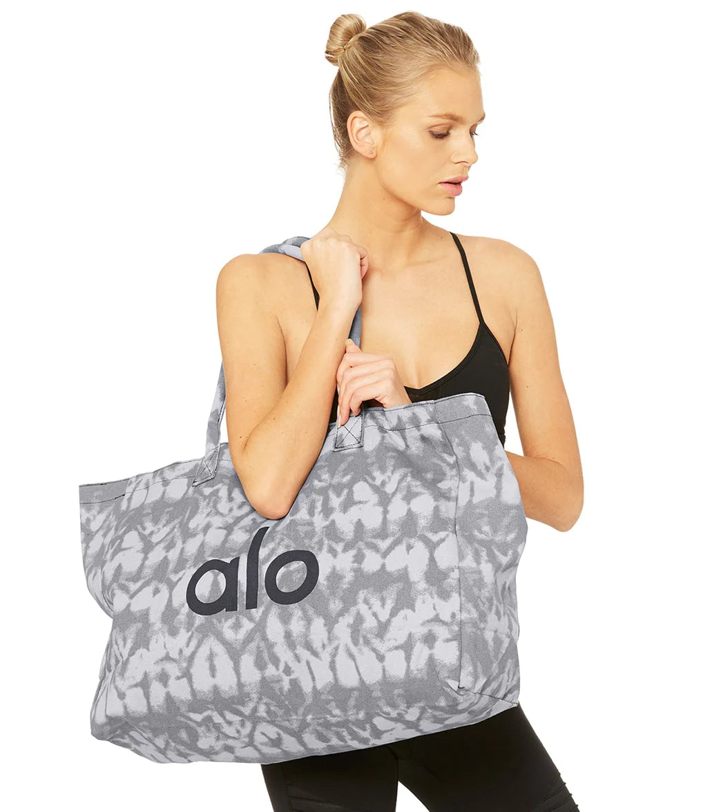 Alo Yoga Iconic Shopper Tote Grey Tiedye