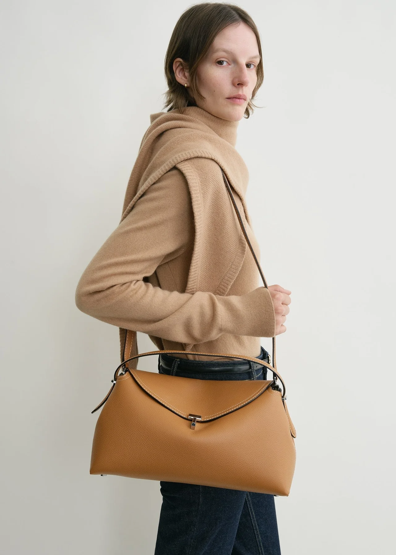 Toteme T-Lock Top Handle Grain Leather Tan