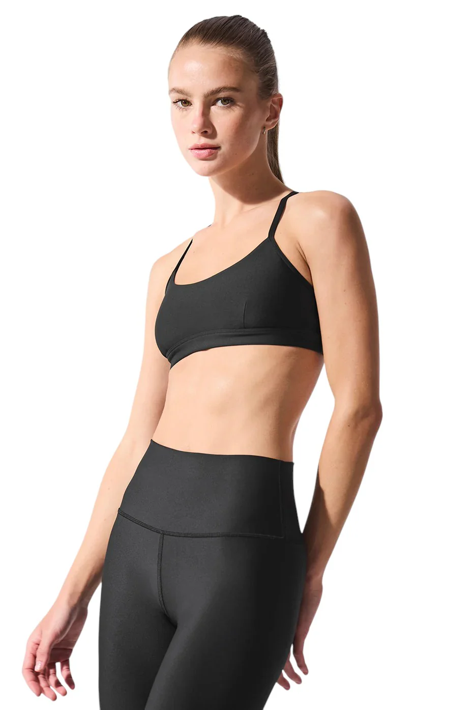 Alo Yoga Airlift Intrigue Bra Black
