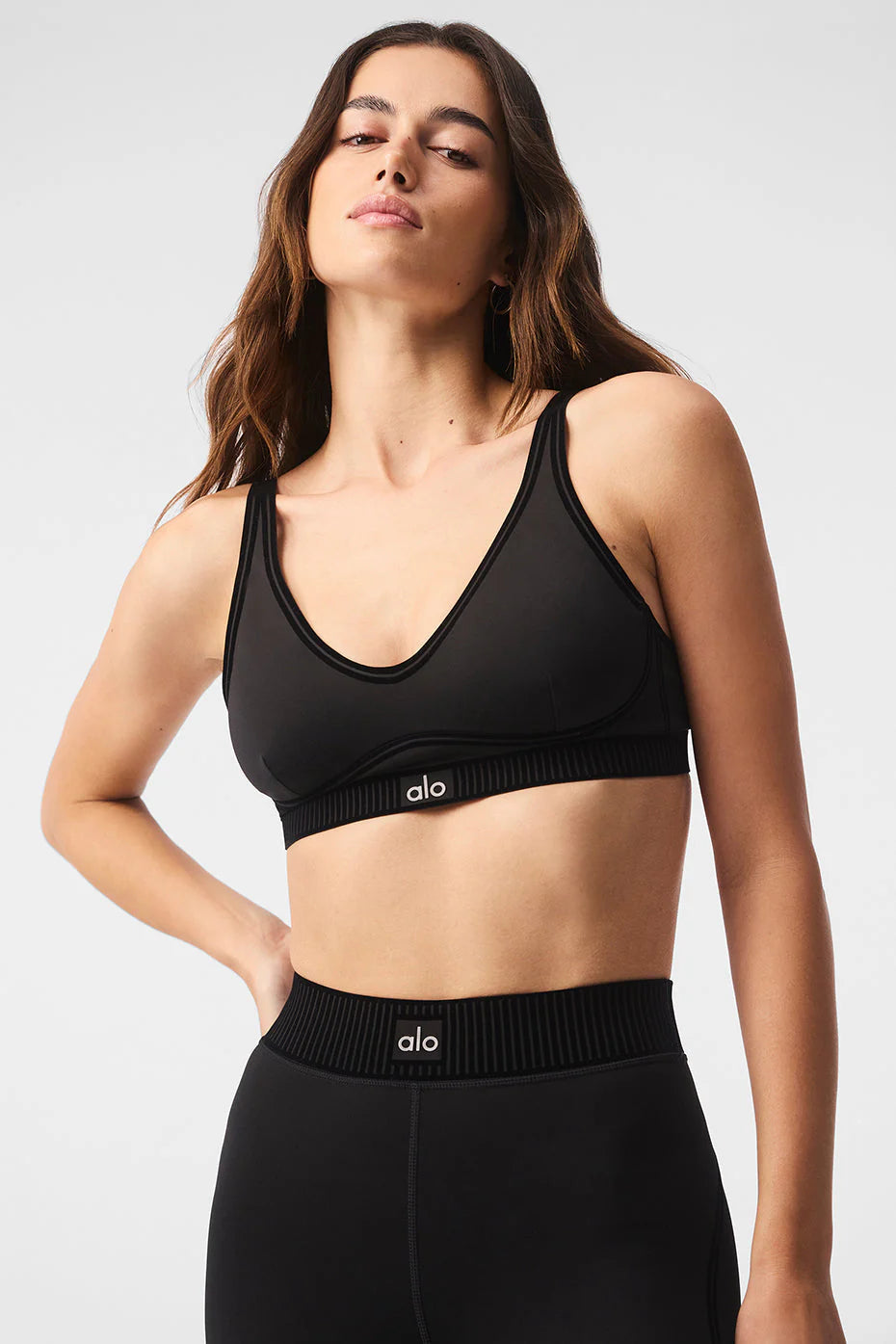 Alo Yoga Airlift Line Up Legging and Bra Black