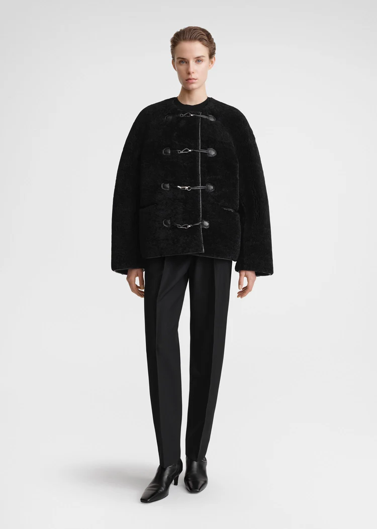 Toteme Teddy Shearling Clasp Jacket Black