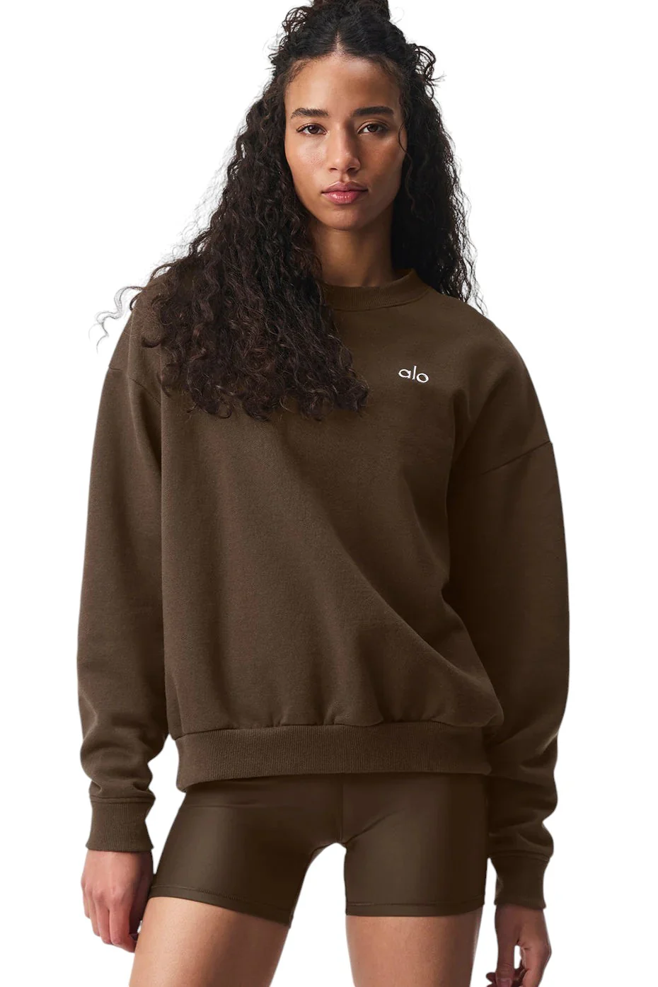 Alo Yoga Accolade Crew Neck Pullover Silver Logo Espresso
